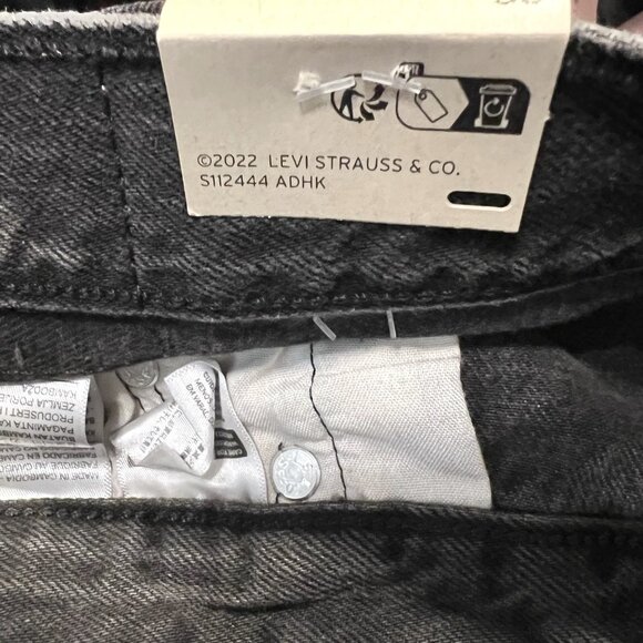 Levi Strauss & Co.501 Shorts-NWT-Black-Women's Distressed A high Rise-Button Fly - Picture 10 of 14